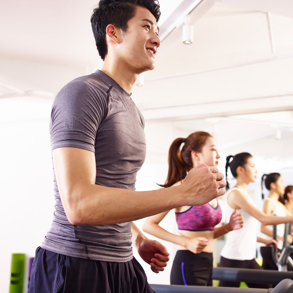 為了幫助您實現身心靈的平衡，我們現在提供了更多的瑜伽和冥想課程。